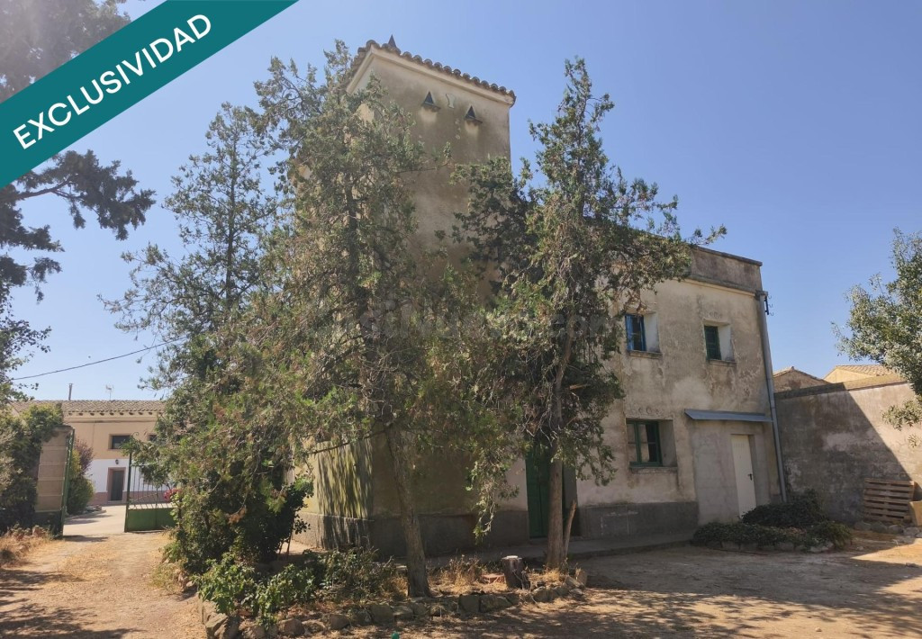 ¡Crea la casa de tus sueños! Gran propiedad con terreno y vi - foto 2