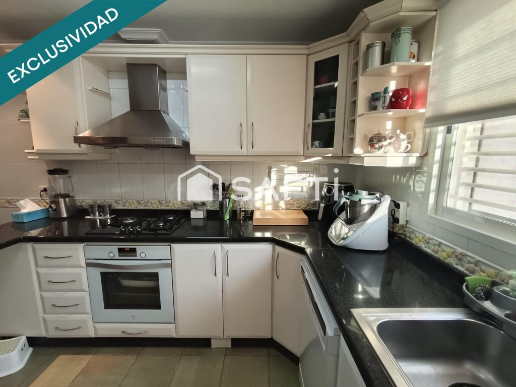 Chalet con posibilidad de compra aplazada - foto 4