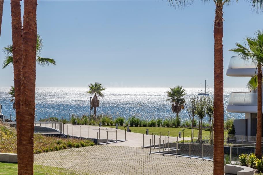 Apartamento de 2 dormitorios en The Edge Estepona - foto 5
