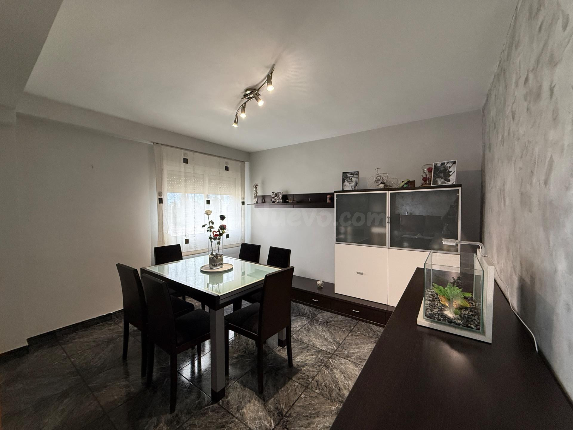 Piso en venta calle Riu Montsant - foto 5
