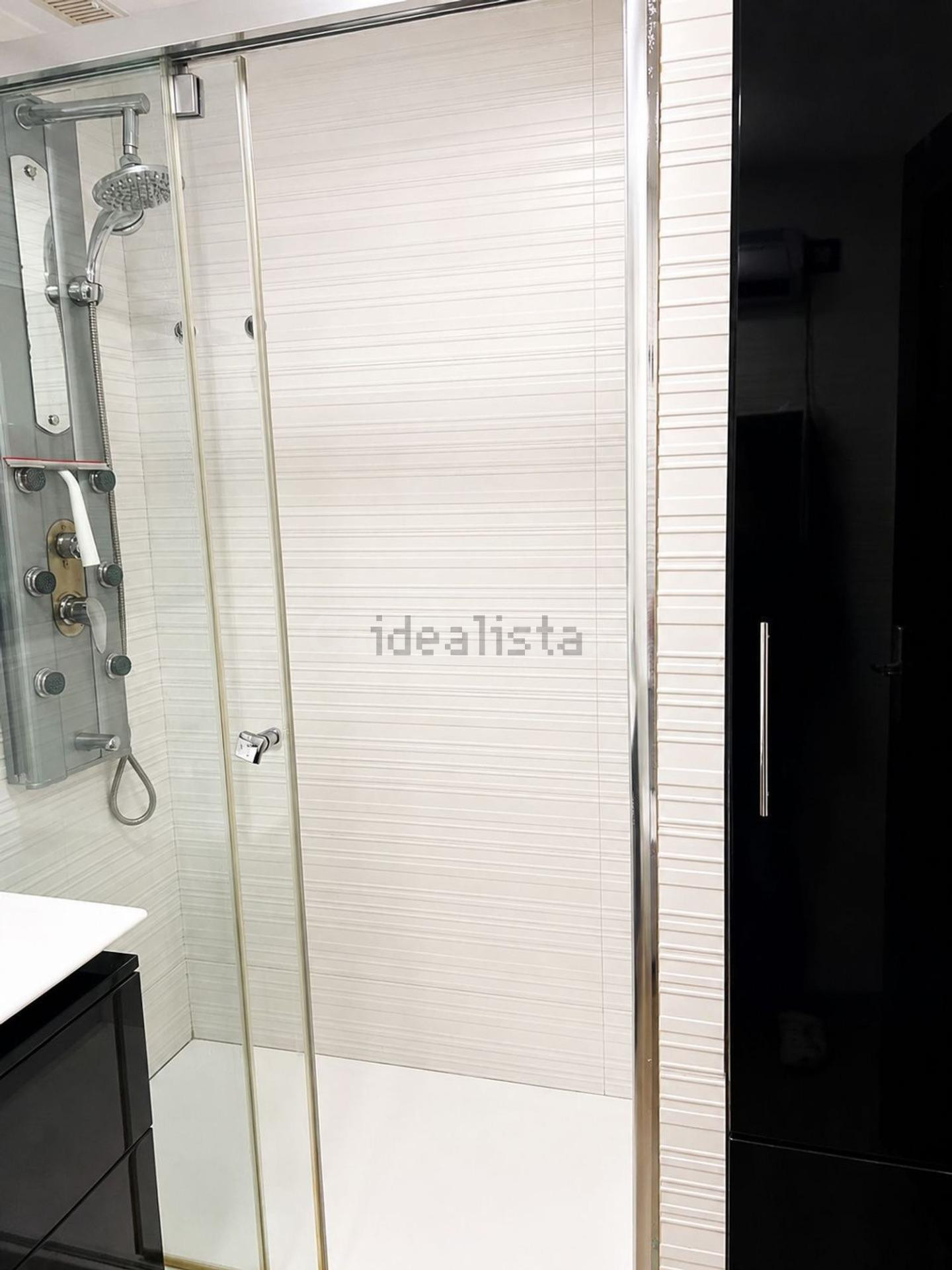 Piso 4 habitaciones 101m² en alquiler - La Petxina - foto 3