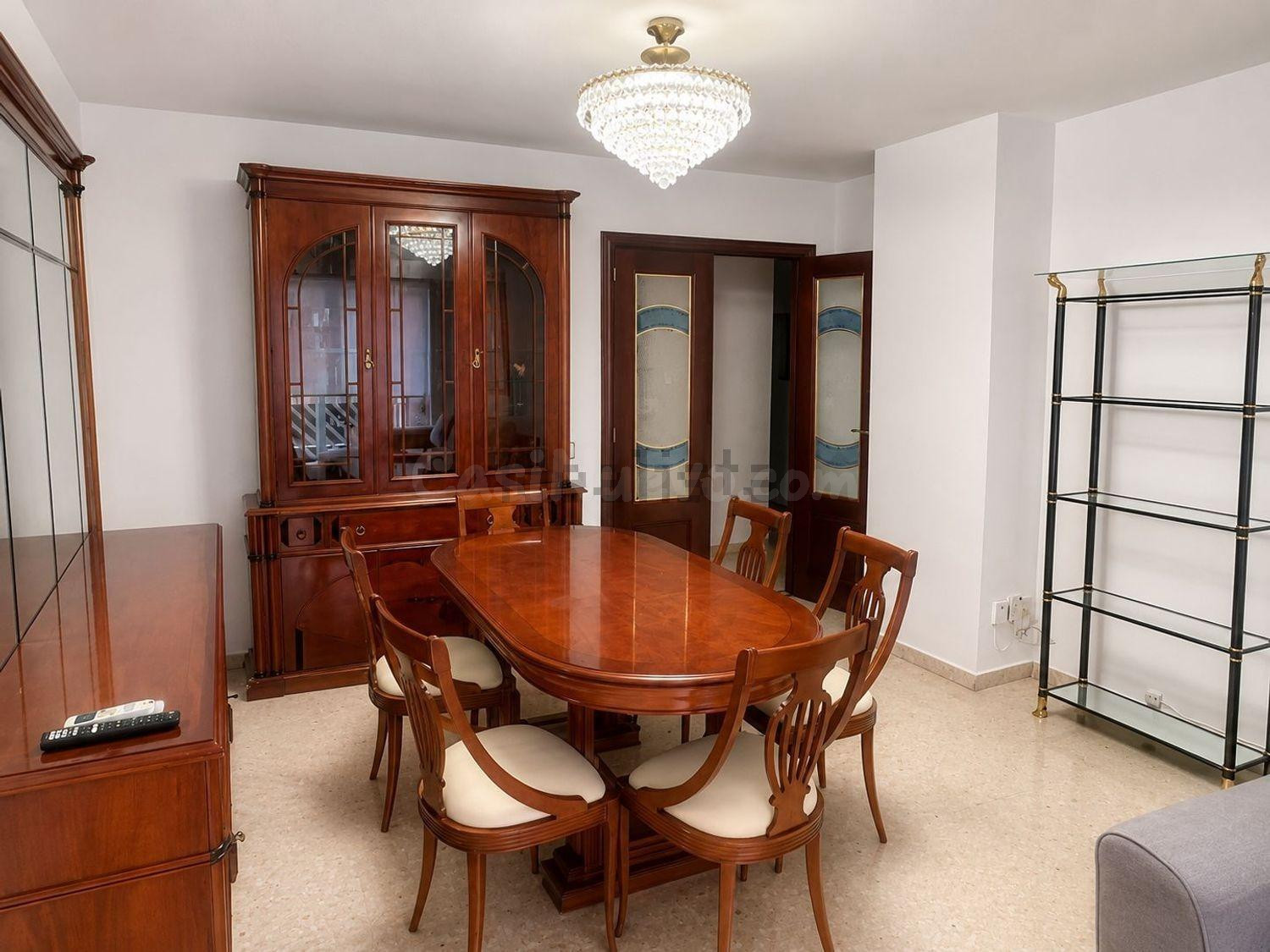 Piso 4 habitaciones 101m² en alquiler - La Petxina - foto 4