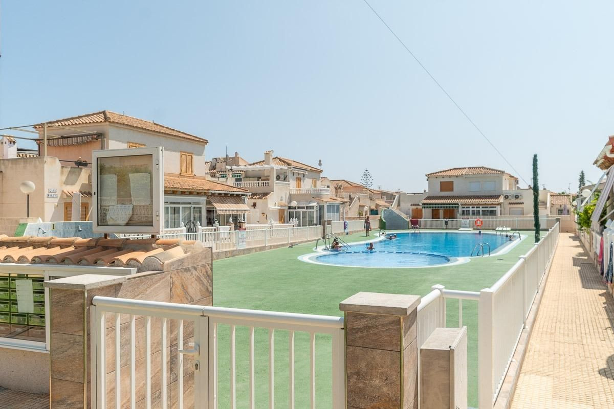 Villa 5 habitaciones 97m² en venta - Playa Flamenca - foto 2