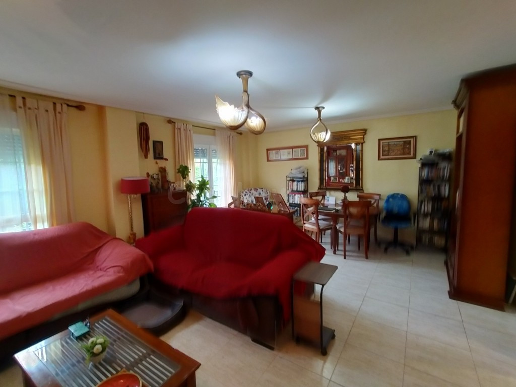 Casa-Chalet en Venta en Renedo De Esgueva Valladolid - foto 2