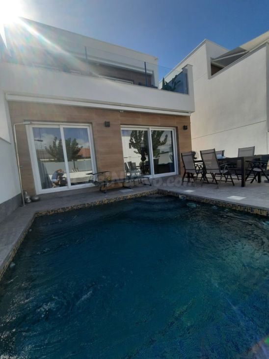 Villa 3 habitaciones 110m² en venta - Las esperanzas - foto 2