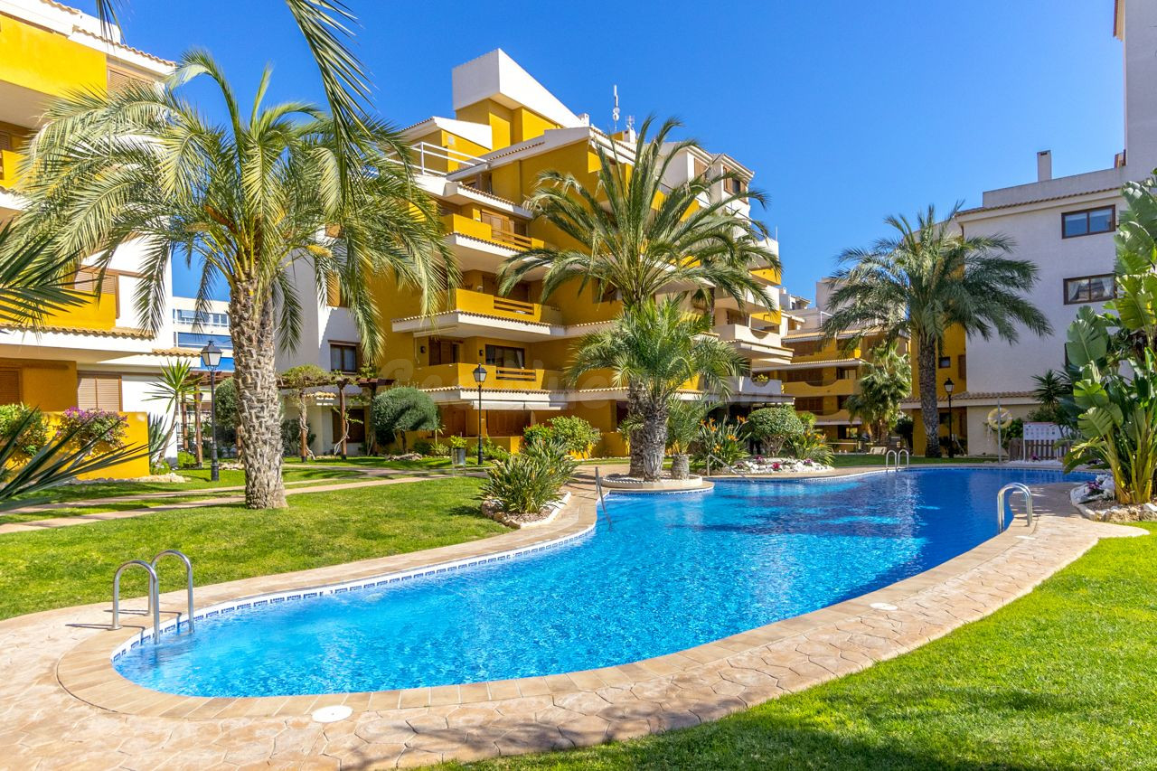 Apartamento 3 habitaciones 73m² en venta - Punta Prima