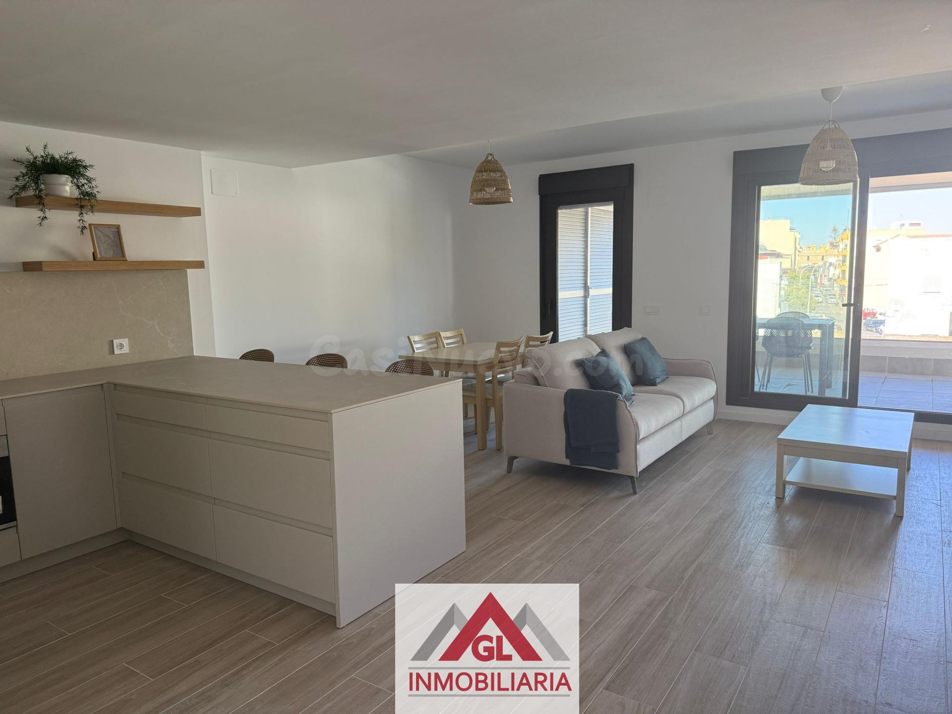 VIVIENDA EN ALQUILER ANUAL EN URBANIZACIÓN PRIVADA!!! - foto 4
