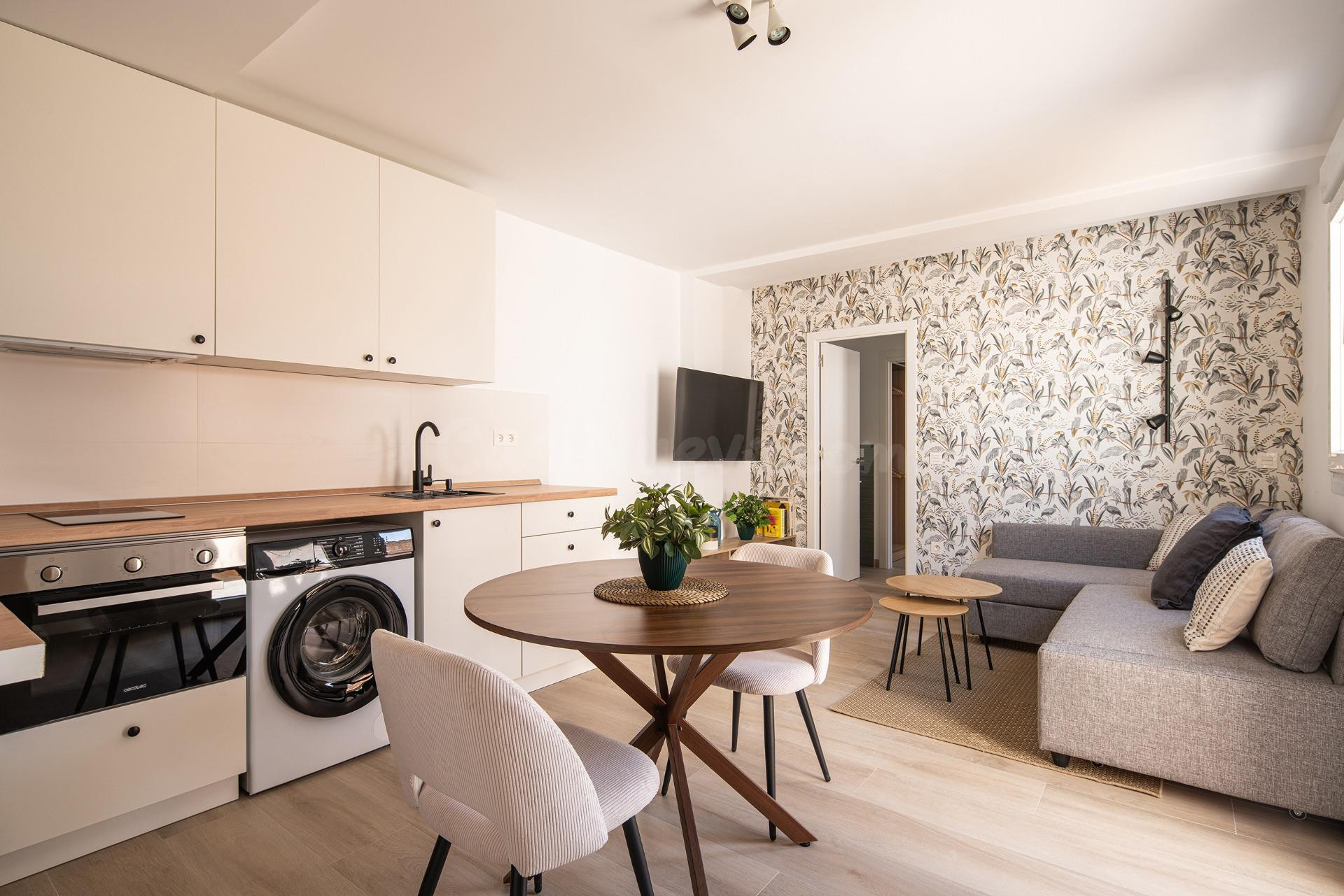 Apartamento a ESTRENAR, completamente amueblado y terraza co - foto 2