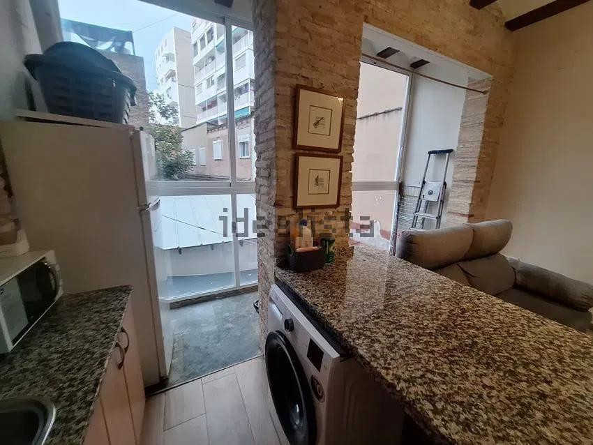 Alquiler de piso en Calle Angel Guimerà - foto 2