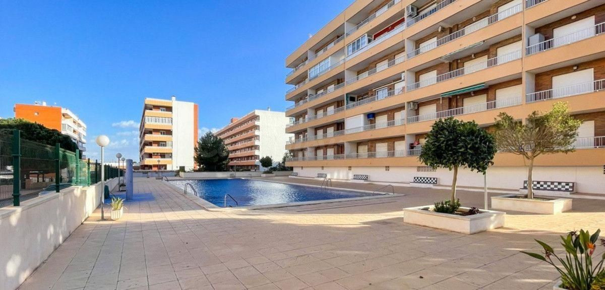 Apartamento 2 habitaciones 61m² en venta - Punta Prima - foto 4