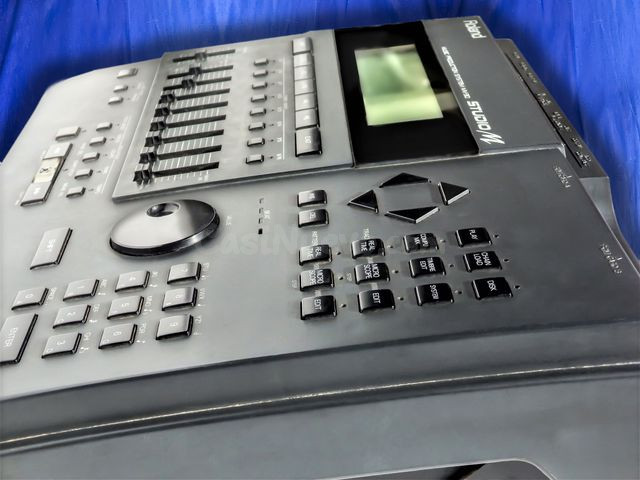 Estudio musical Roland Studio M con sintetizador integrado - Zaragoza