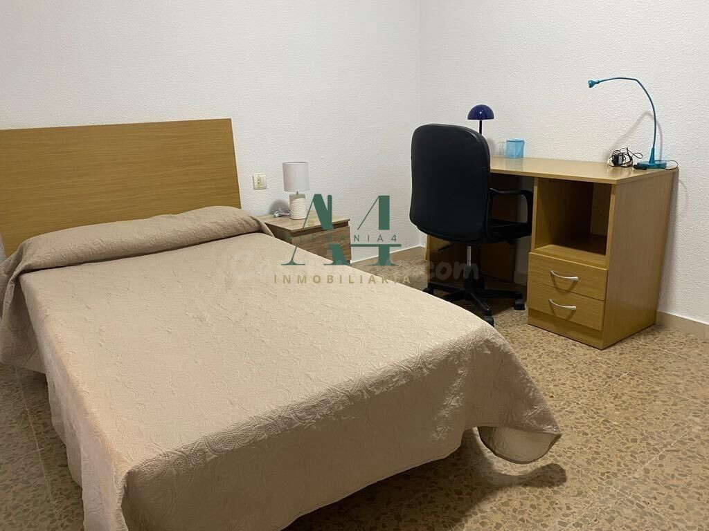 Piso Para estudiantes en pleno centro de Cáceres - foto 4