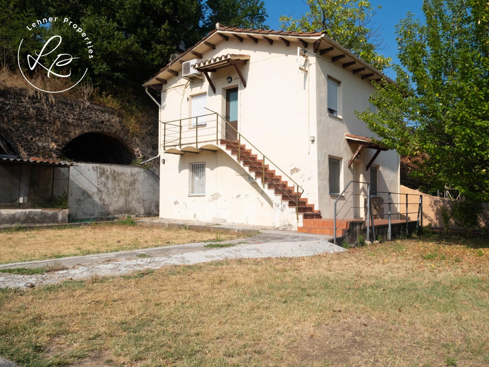 Gran finca urbana a 5 min del centro de Olot . - foto 3