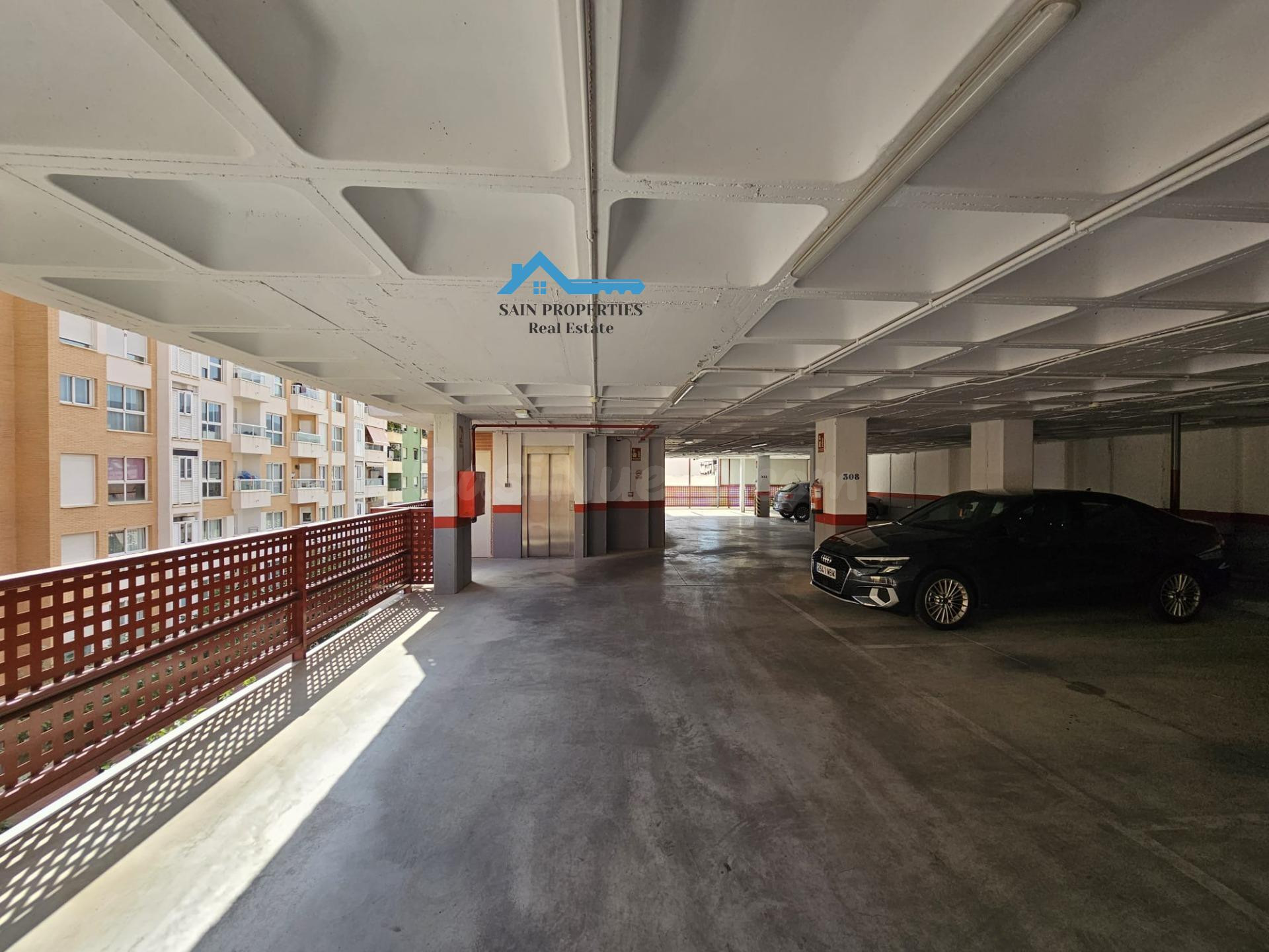 Plaza de parking a la venta en Zona Foietes, Benidorm - foto 5