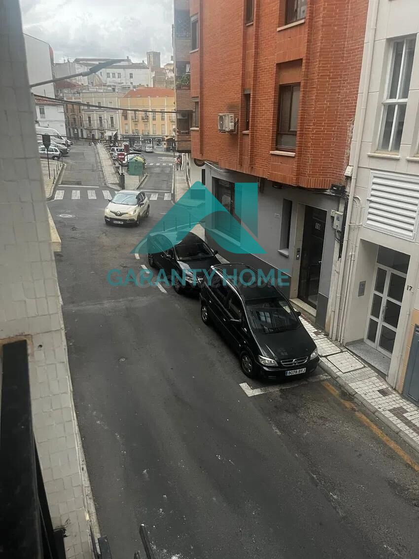 PISO PARA ESTUDIANTES EN ZONA CENTRO - foto 4