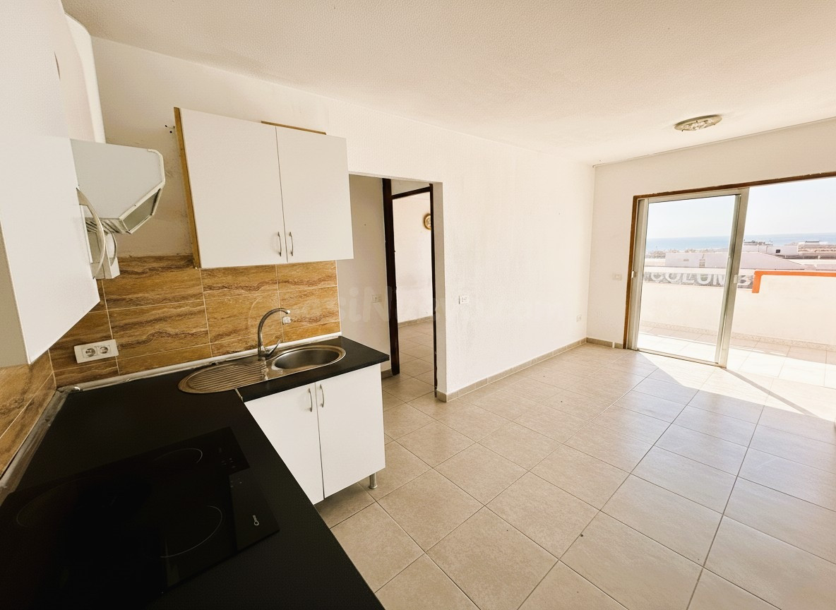 Acogedor apartamento con terraza y vistas al mar en Playa de - foto 4