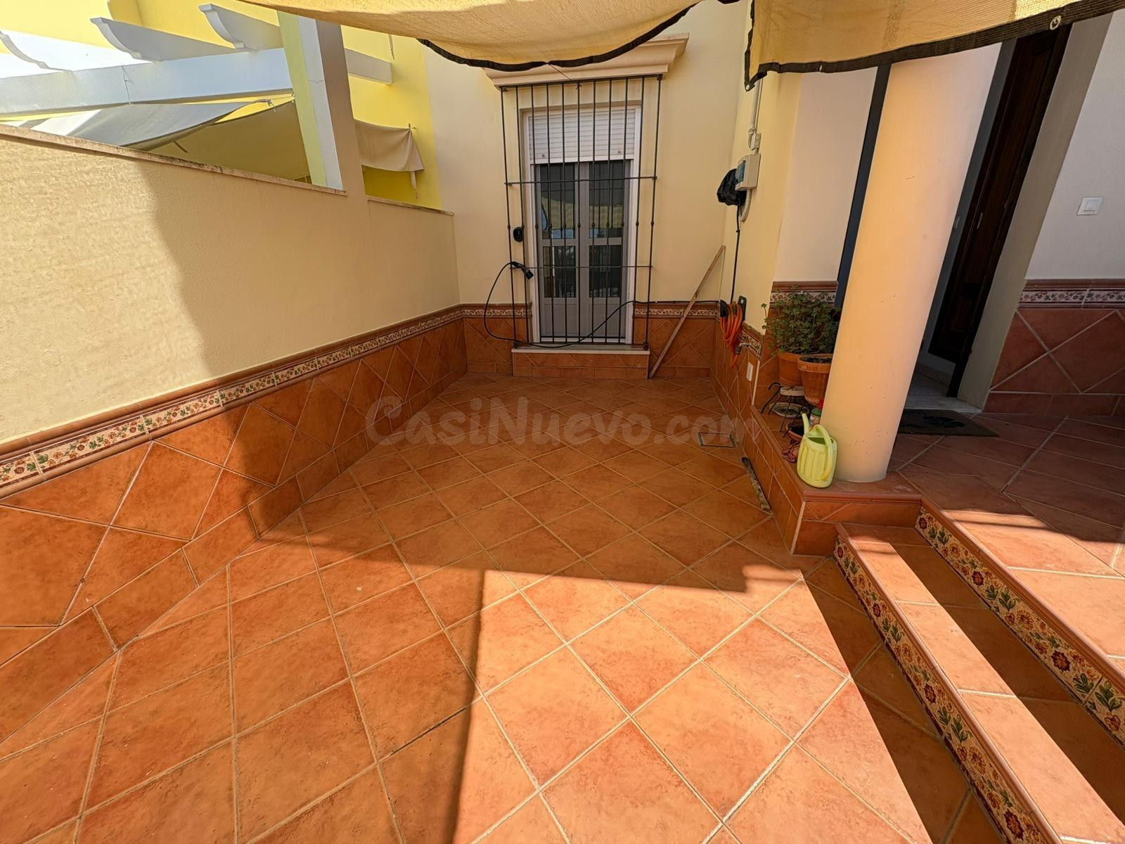 Amplia y Luminosa Vivienda con Atico en Ubicación Privilegia - foto 2