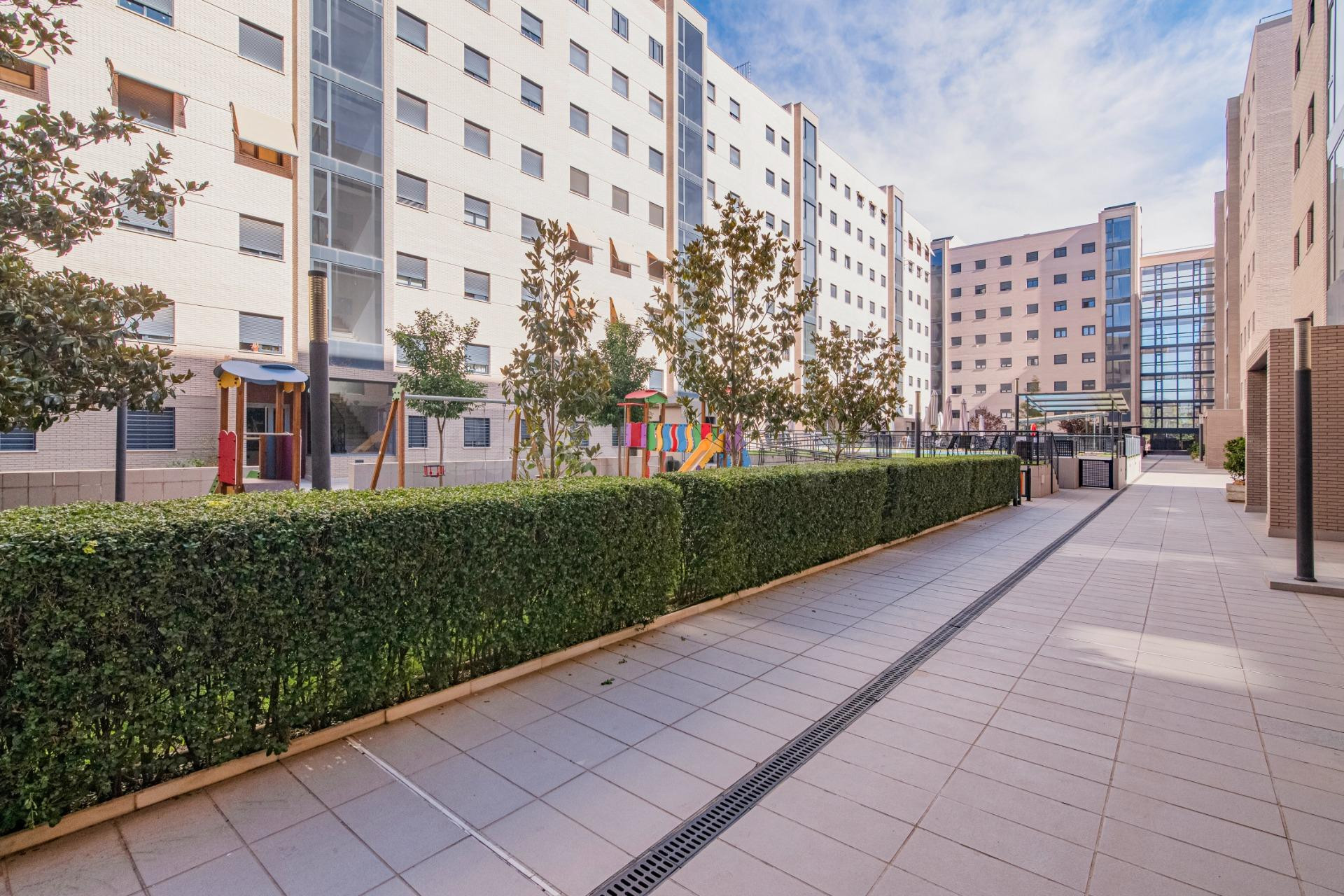 Exclusivo Piso en Parque Almunia, Granada - ¡Tu Oasis Urbano - foto 3