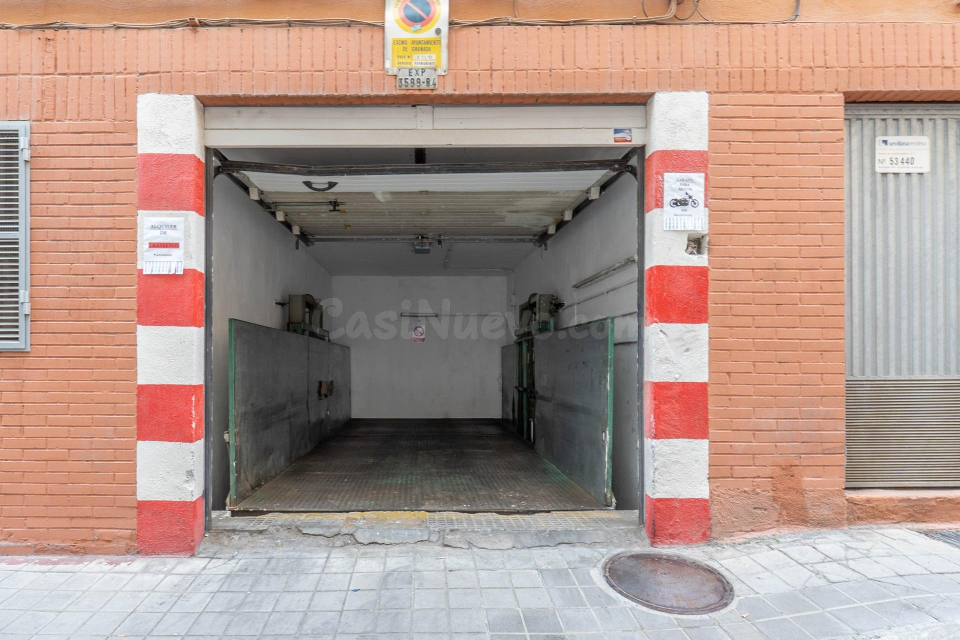 Oportunidad de Inversión: Plazas de Garaje en Gran Vía desde - foto 4
