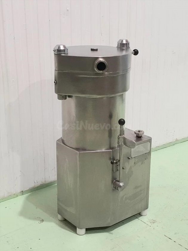 Embutidora hidráulica pistón 55L CATO en perfecto estado