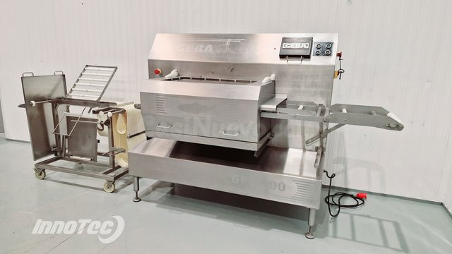 Loncheadora automática GEBA GPS200 para salmón - Excelente estado