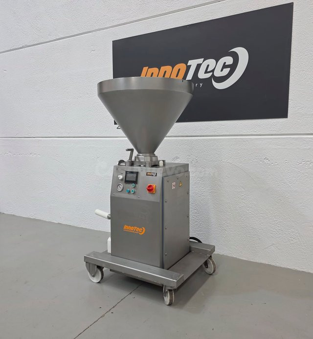 Embutidora industrial continua para producción profesional de embutidos