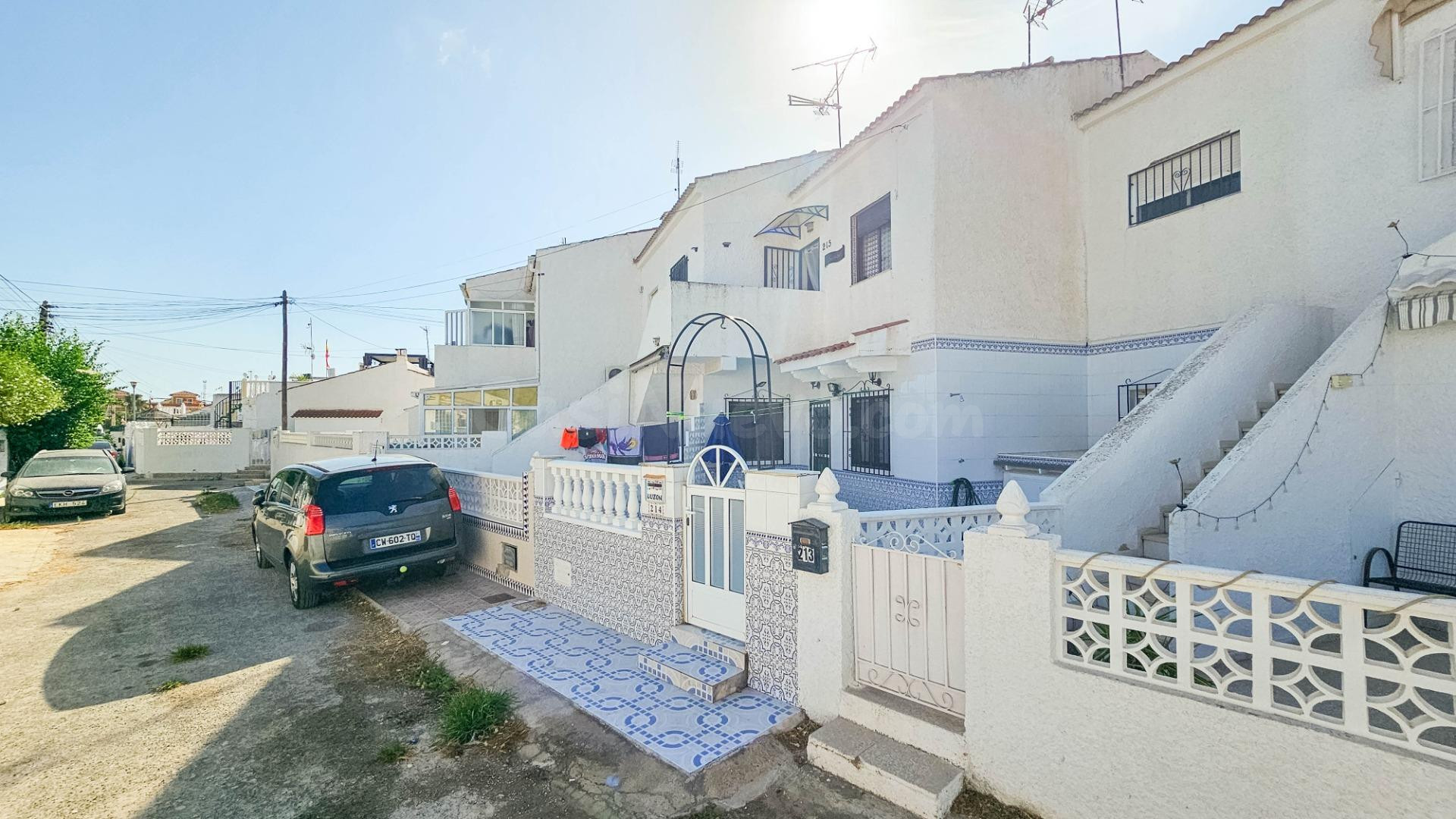 Bungalow de 2 dormitorios con jardín privado - foto 2
