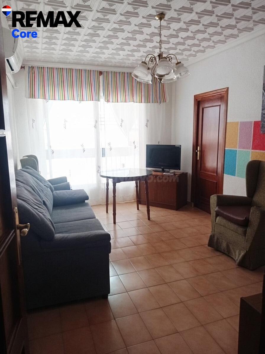 Piso de 3 hab. con 2 terrazas y garaje opcional en Diego María Crehuet