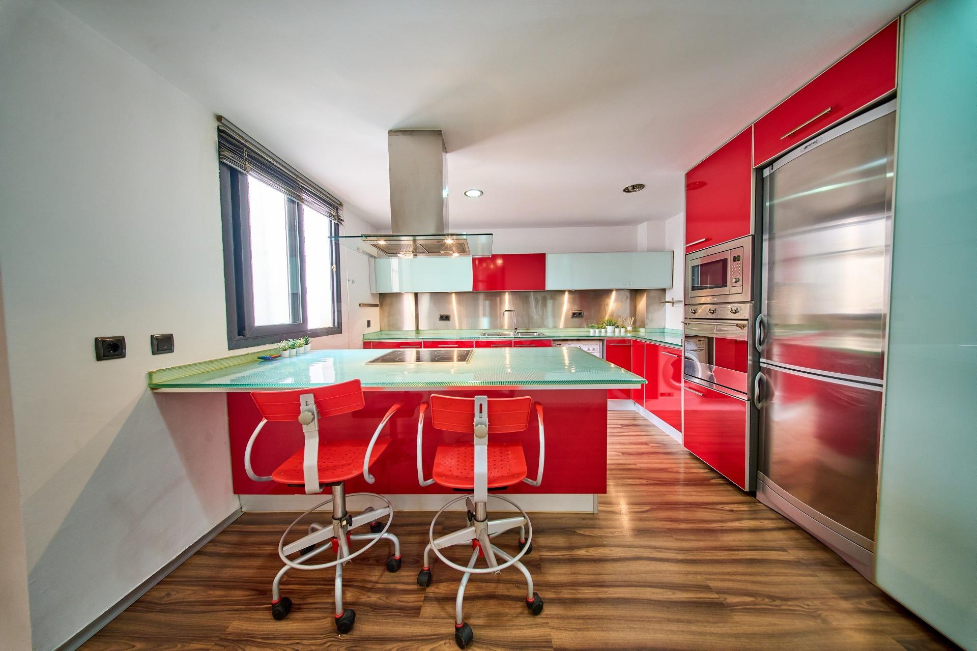 Bonito piso en zona Alhamar amueblado y en perfecto estado p - foto 4
