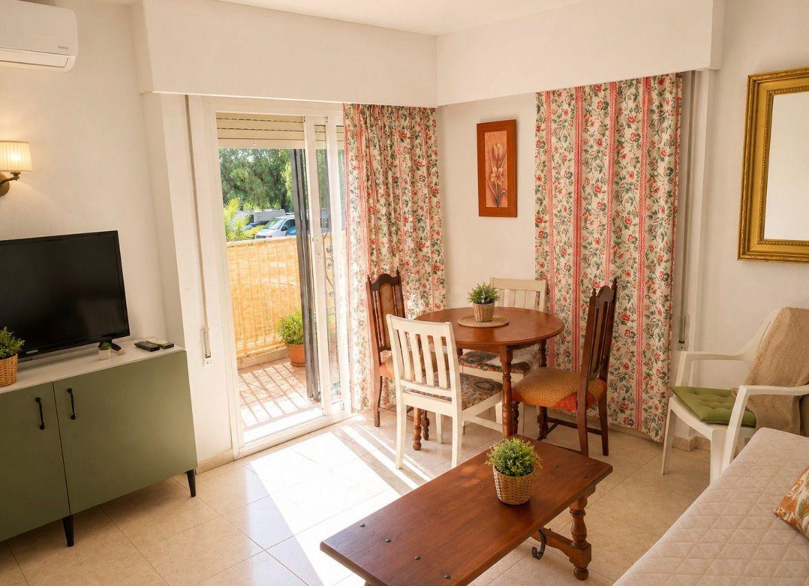 Piso 2 habitaciones 52m² en alquiler - Arroyo de la Miel - foto 2