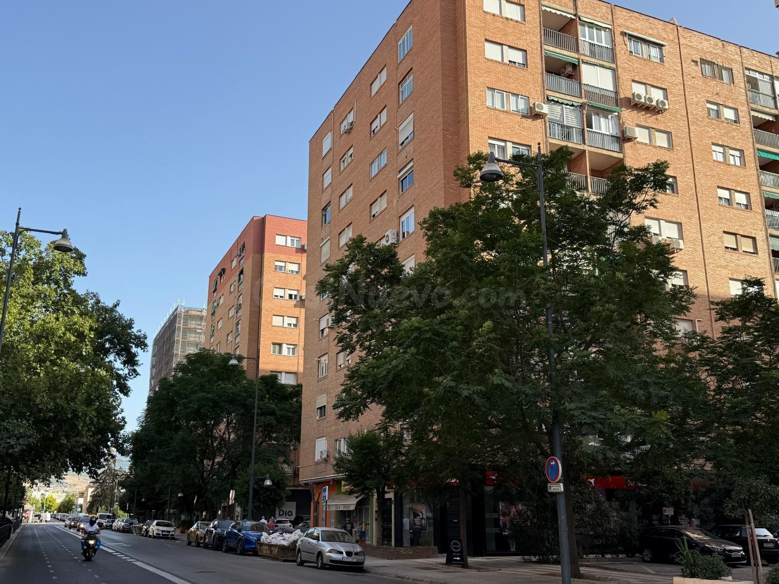 Piso en Alminares - ¡Tu hogar te espera!