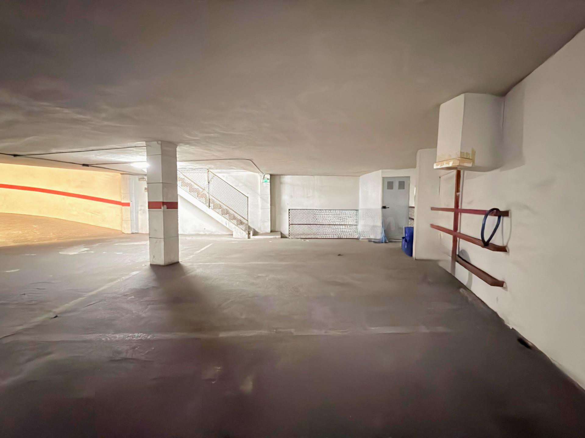 PLAZA DE GARAJE DE 18 m2 FRENTE AL NUEVO HOSPITAL DE GANDÍA