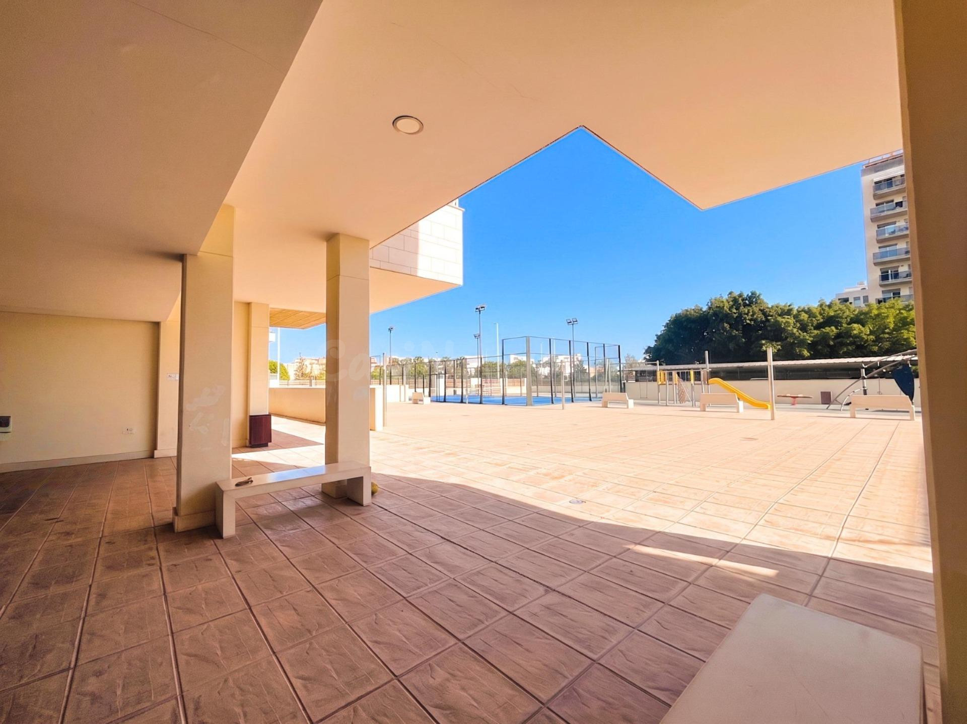 Apartamento de 2 habitaciones con terraza, piscina, pádel, p - foto 5