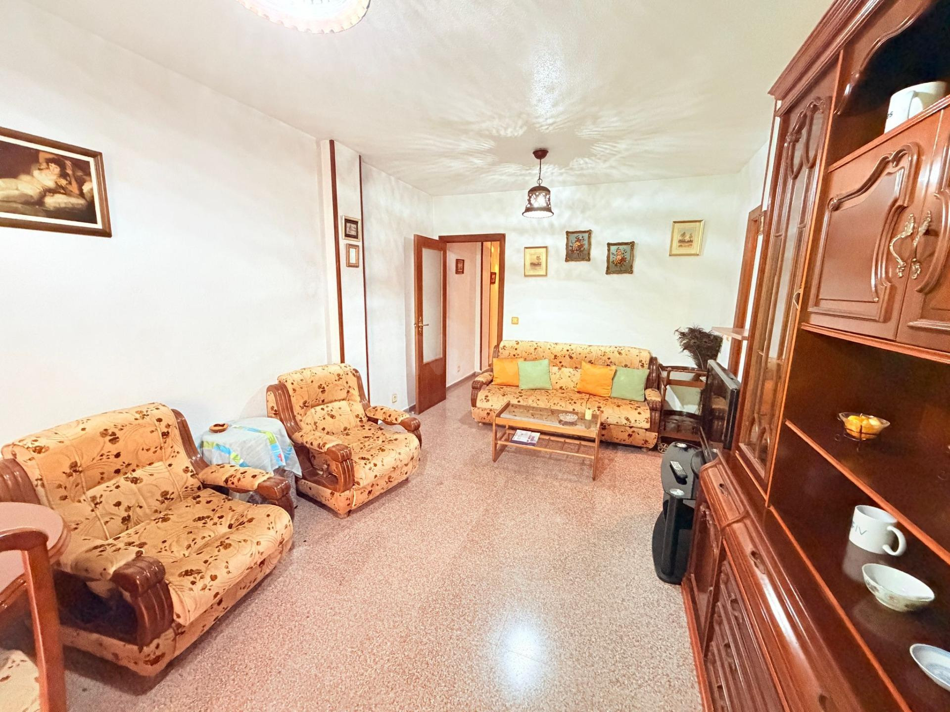 Piso de 4 habitaciones en Benisaudet, Alicante - foto 2