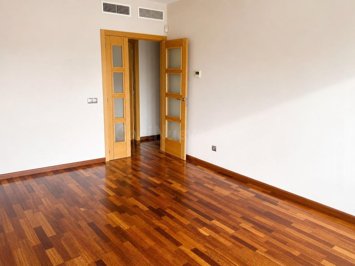 Piso 3 habitaciones 115m² en alquiler - Sector V-El Canal - foto 4