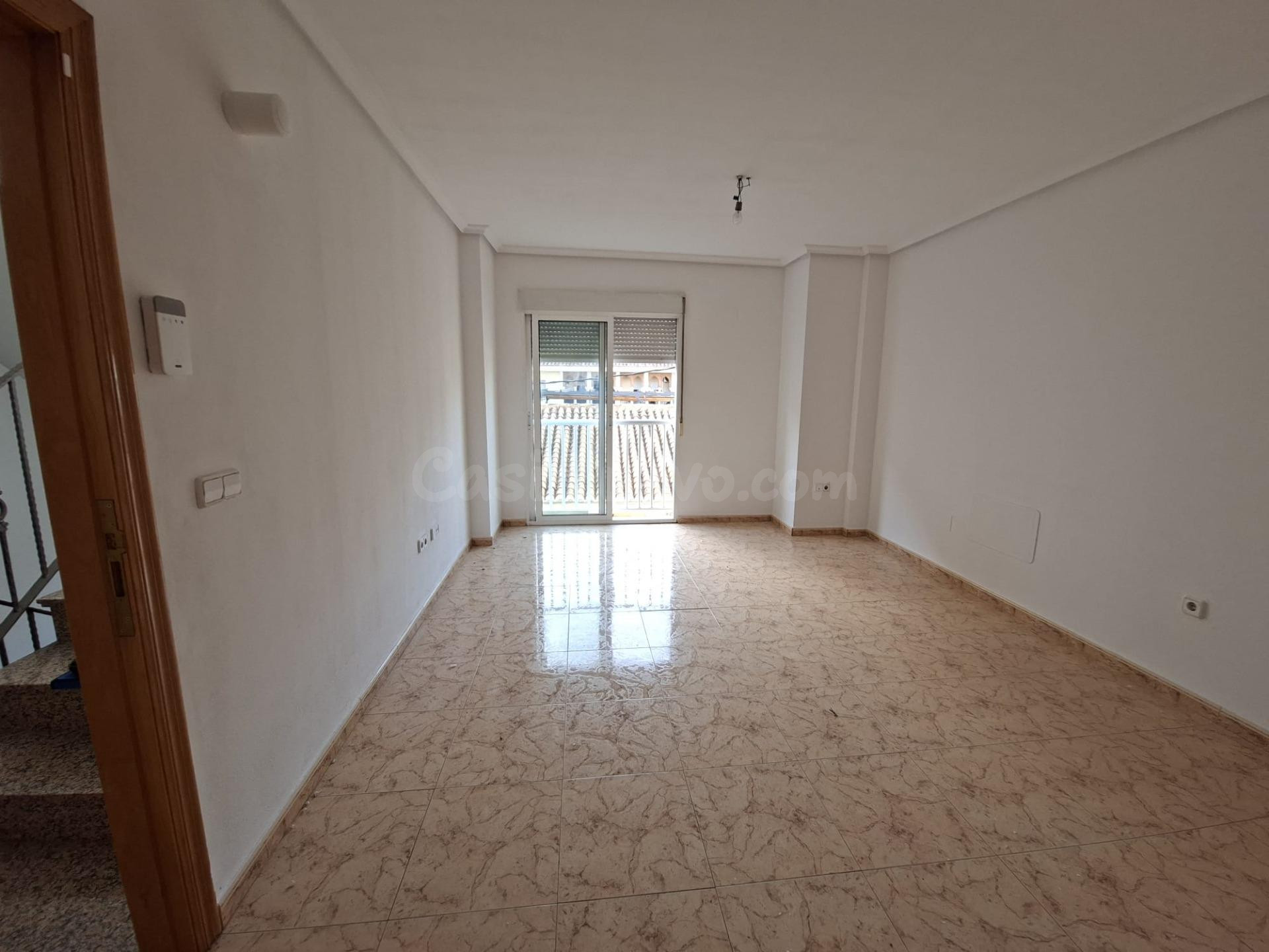 ¡¡¡ESTUPENDA OPORTUNIDAD!!! APARTAMENTO CENTRICO EN SAN JAVI - foto 2