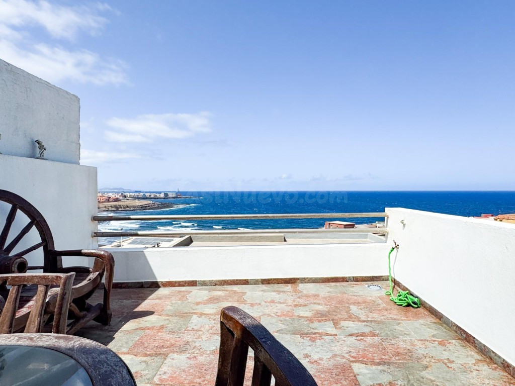 GRAN CHALET JUNTO AL MAR CON 2 APARTAMENTOS INDEPENDIENTES – - foto 2
