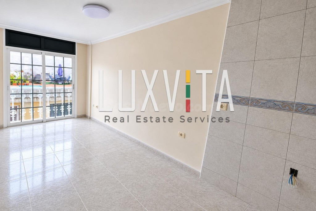 Espectacular Triplex de 3 habitaciones en Guargacho, Arona - foto 3