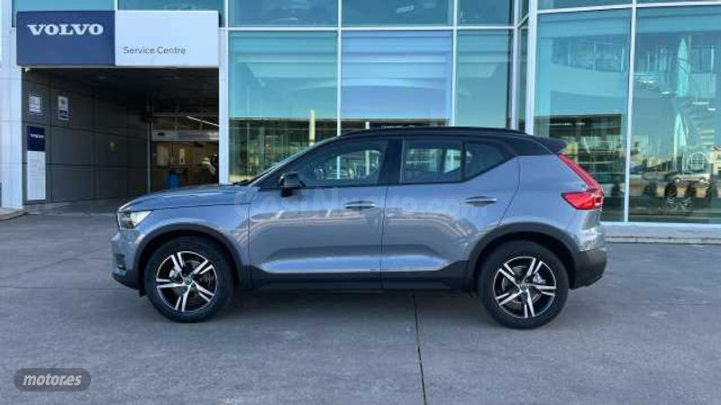 Volvo XC40 - foto 3