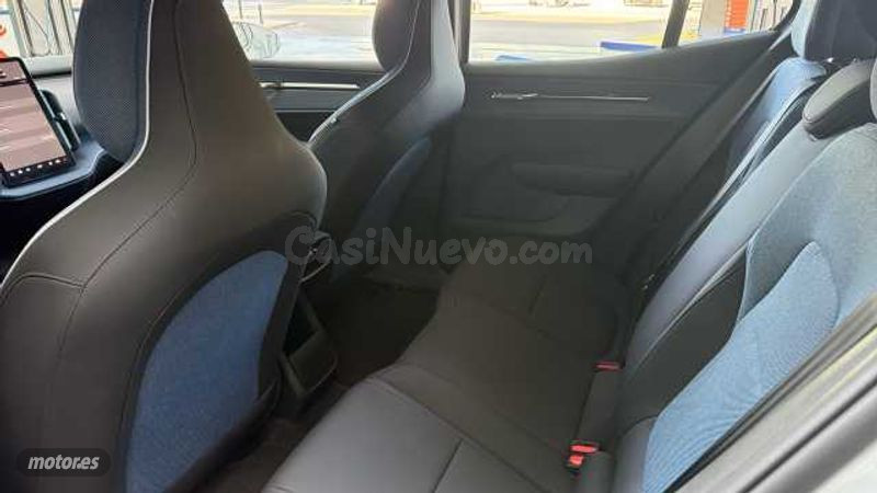 Volvo EX30 - foto 5