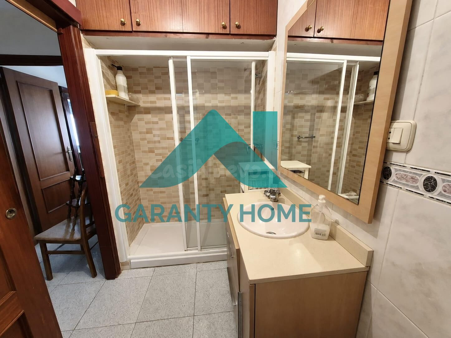 ¡SE VENDE PISO JUNTO A CÁNOVAS! - foto 3