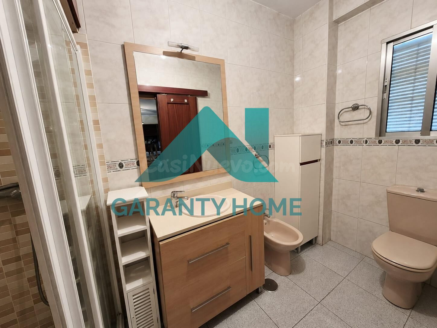 ¡SE VENDE PISO JUNTO A CÁNOVAS! - foto 4