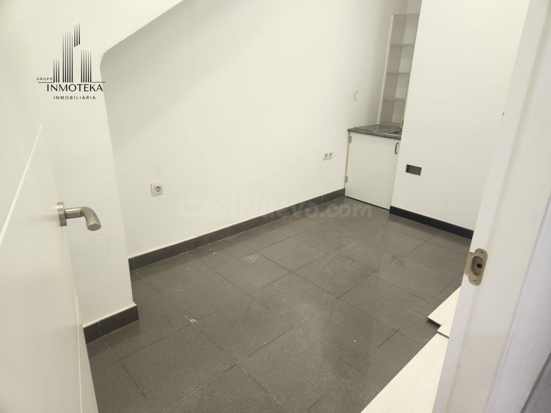 REF: C132 GRUPO INMOTEKA INMOBILIARIA VENDE LOCAL COMERCIAL  - foto 2