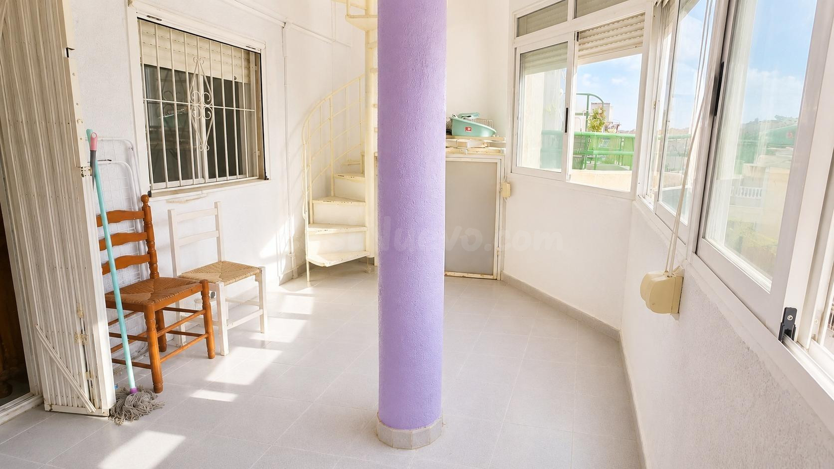 ÁTICO EN ESQUINA CON GRAN TERRAZA PRIVATIVA Y ENORME POTENCI - foto 3