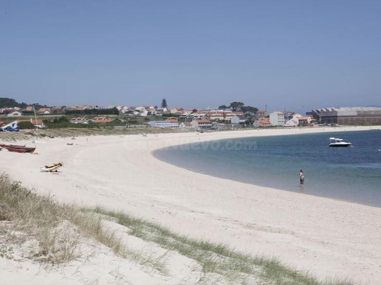 Vistamar Galicia Comercializa apartamento a escasos metros de la playa del Castro-Catia. - foto 2