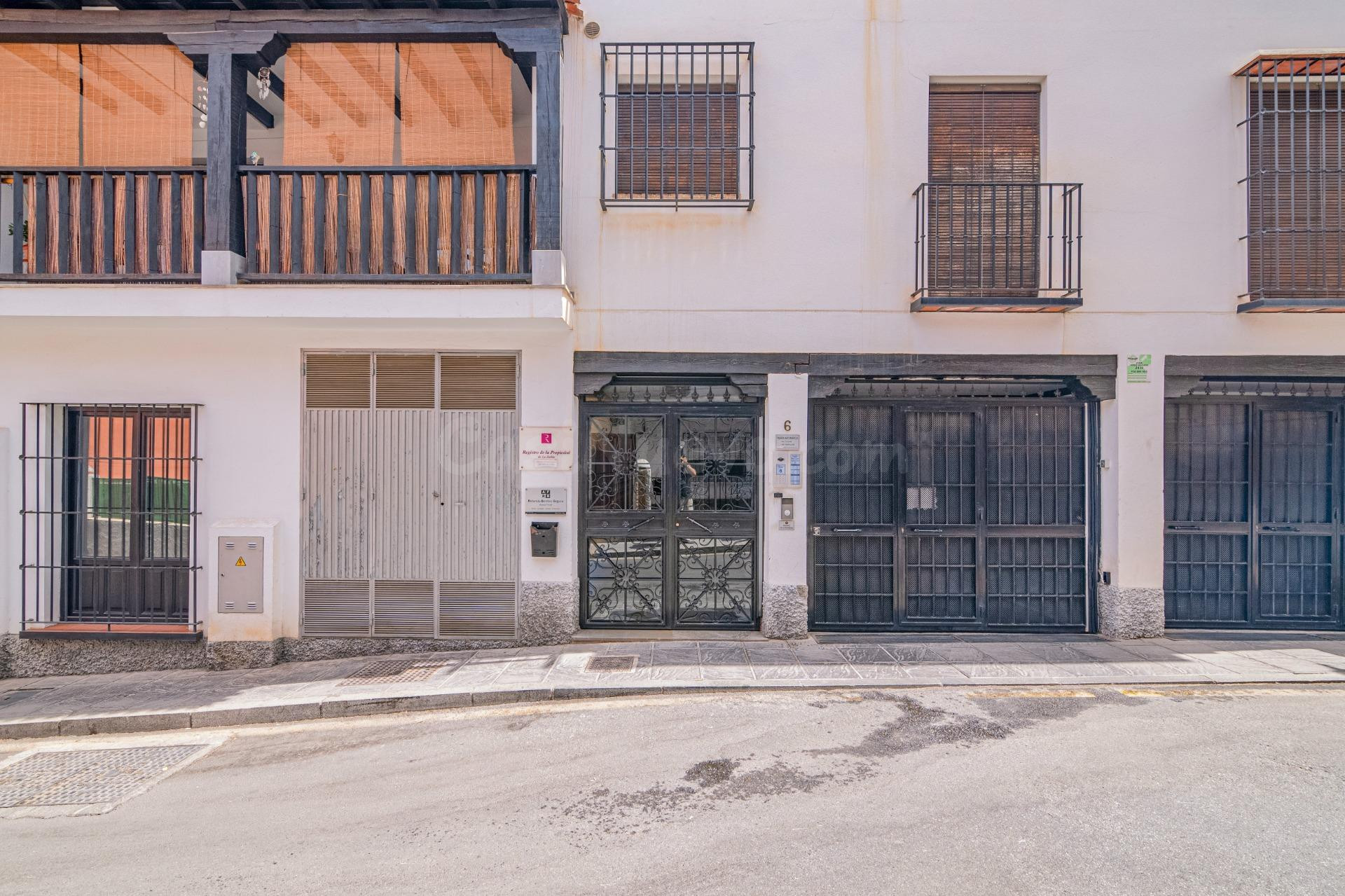 PISO CENTRICO EN LA ZUBIA - foto 4