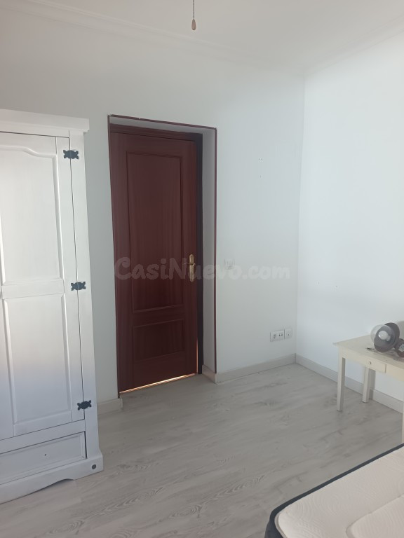 Adosada en Venta en Chiclana De La Frontera Cádiz - foto 4
