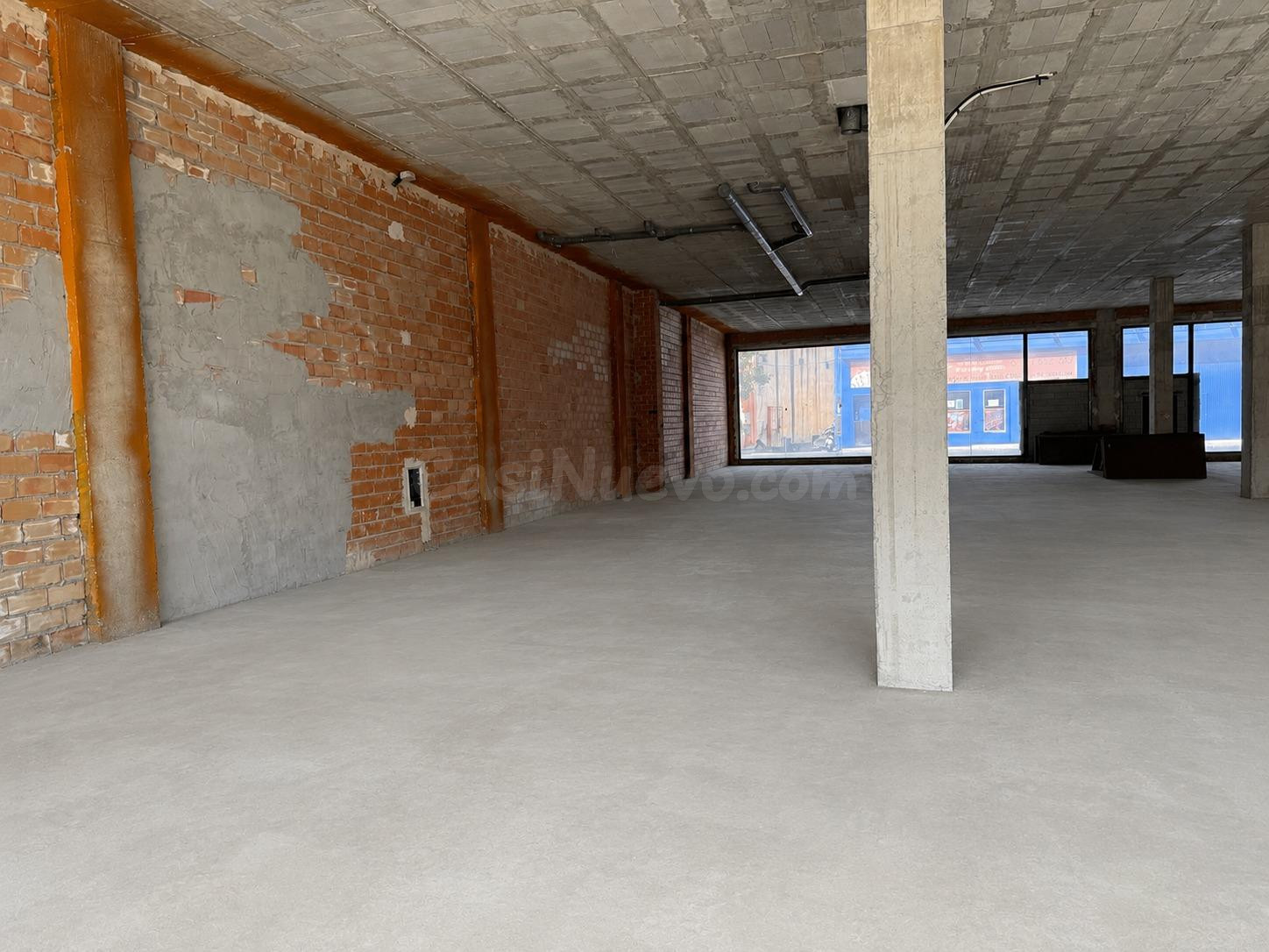 Oportunidad de inversión en local de más de 400m2 construido - foto 4