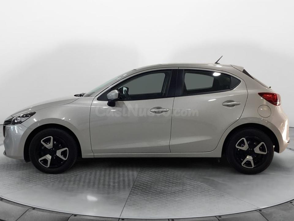 Mazda Mazda2 - foto 2