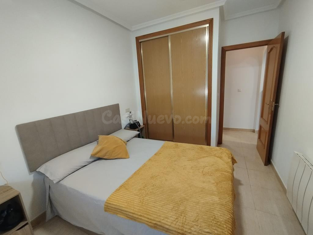 ✨ ¡ACOGEDOR PISO REFORMADO CON PISCINA A UN PASO DE LA PLAYA - foto 4